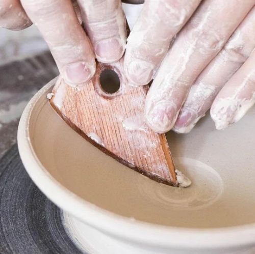 Dirty Girls Tools - The 4-Way Rib Multi-Use Rib